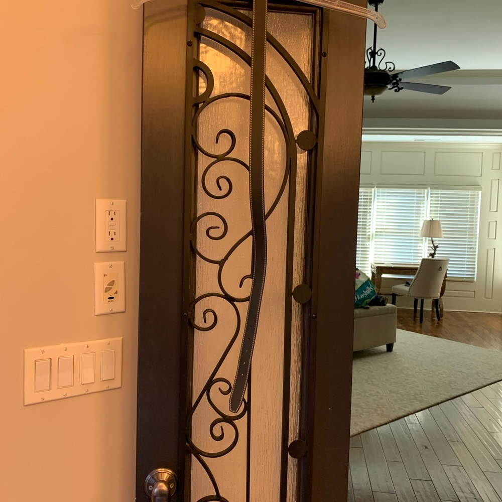 Wrangler Size 32 men’s belt.. reversible Black and Brown.